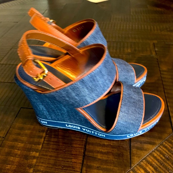 COPY - Louis Vuitton wedges - Picture 2 of 5